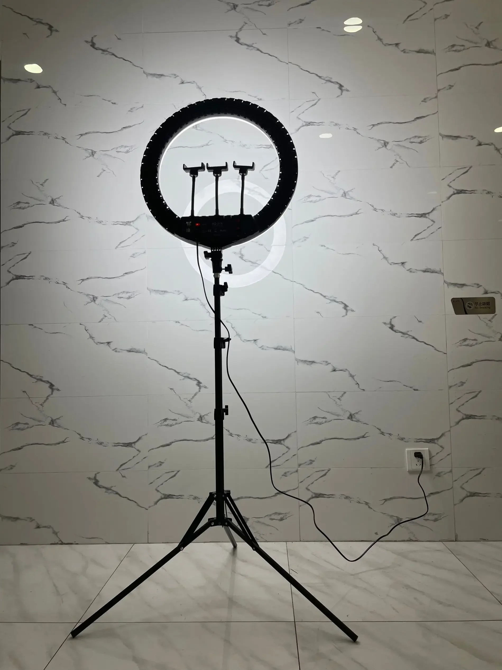 HQ-21n 21 Inch LED Ring Light  - Photography Of Lighting 评论和价格